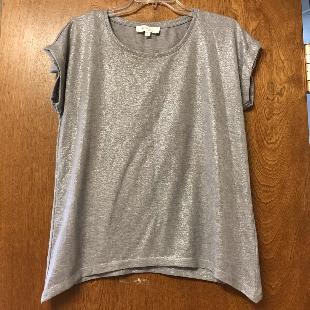 Two by Vince Camuto top